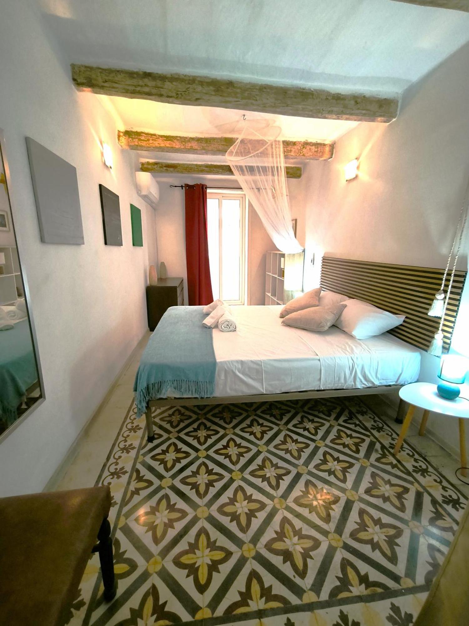 Stunning Valletta 3 Bedroom Town House Екстериор снимка